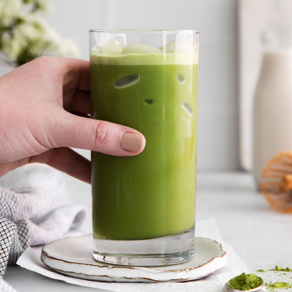 Iced Green Tea Latte Starbucks: Sipping Refreshing Tea Drinks