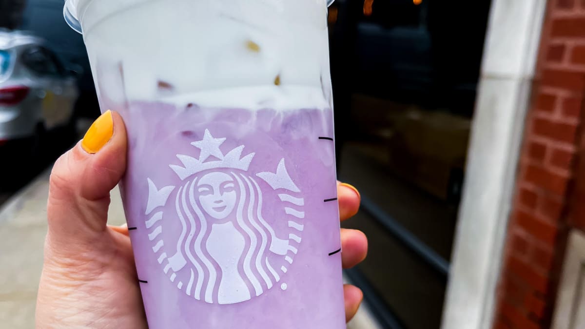 Does Starbucks Have Lavender Syrup: Exploring Beverage Flavors